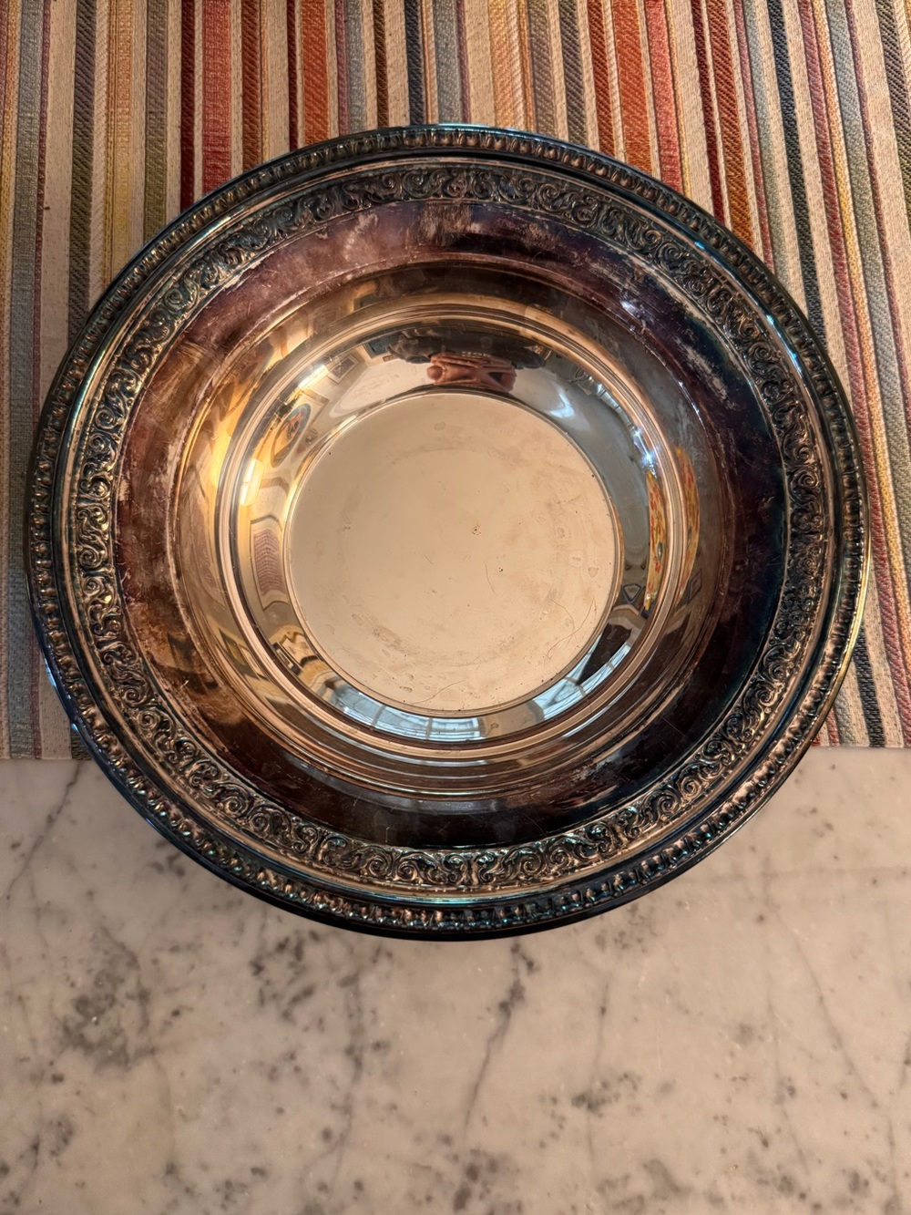 Reed and Barton Silverplate bowl, like new, needs polish